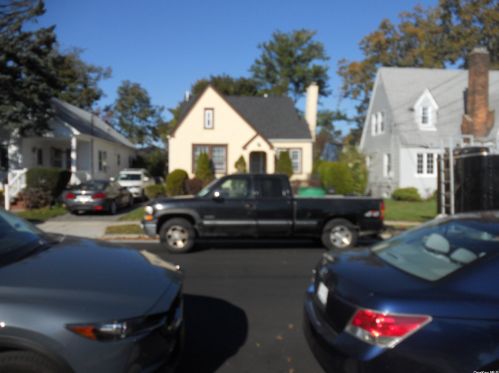 171 Crowell St, Hempstead, NY 11550-5117