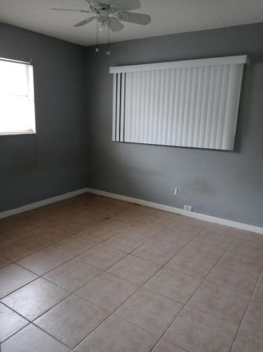 6060 Dixie Hwy, Boca Raton FL 33487-1629 exterior