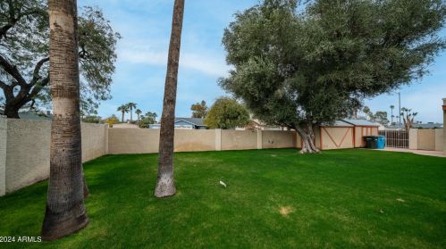 6001 Friess Dr, Scottsdale AZ  85254-3117 exterior