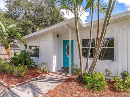 4945 44th Ave, Saint Petersburg, FL 33709-5515