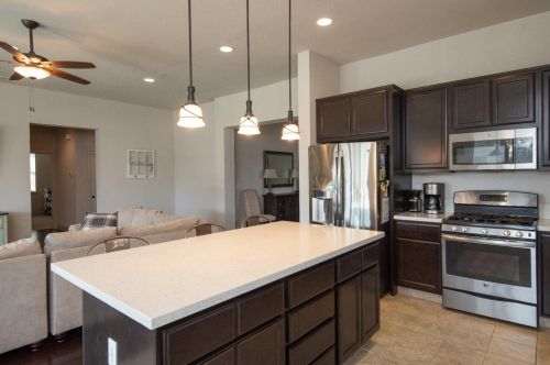 2699 Greger St, Valley Home, CA 95361-8290