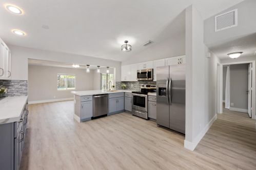 1314 Elmbank Way, West Palm Beach FL  33411-4001 exterior