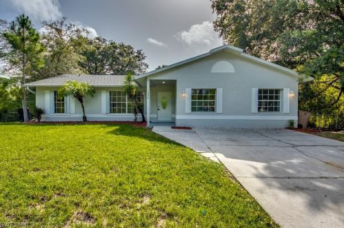 1906 Jackson Ave, Lehigh Acres, FL 33972-1227