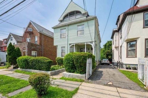 240 10th Ave, Mount Vernon, NY 10550-3704