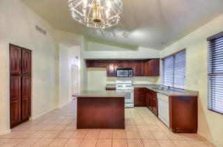 12713 Holly St, Avondale, AZ 85392-6416