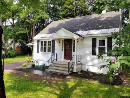 64 Shepard Ave, Schenectady, NY 12304-2528