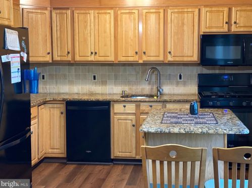 362 Bolton Rd, East Windsor NJ  08520-5507 exterior