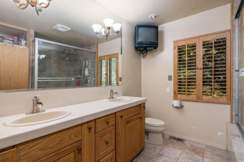 4116 Blackhawk Dr, Willits CA  95490-8777 exterior