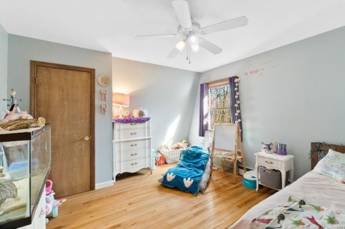 261 Whistle Town Rd, East Lyme CT  06333-1031 exterior