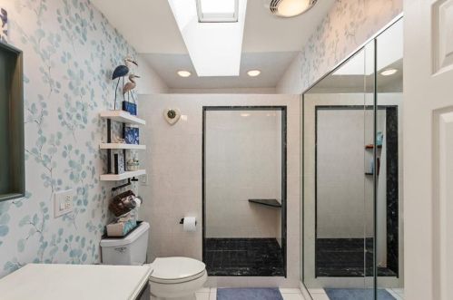 9 Noto Dr, North Providence RI  02904-2905 exterior