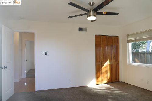 677 Briergate Way, Hayward CA  94544-7201 exterior