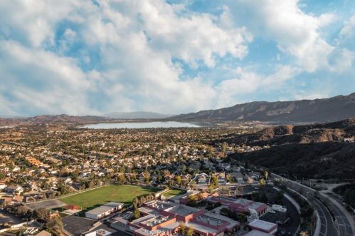 29524 Westwind Dr, Lake Elsinore CA  92530-1242 exterior