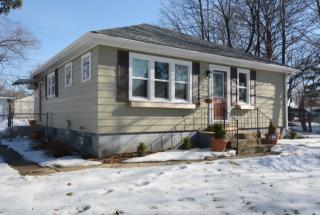 5272 54th St, Milwaukee, WI 53218-3331