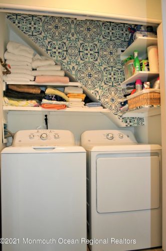 96 Spinnaker Ct, Berkeley Township NJ  08721-1414 exterior