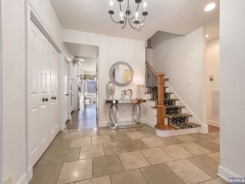 1994 Macopin Rd, West Milford NJ  07480-1932 exterior