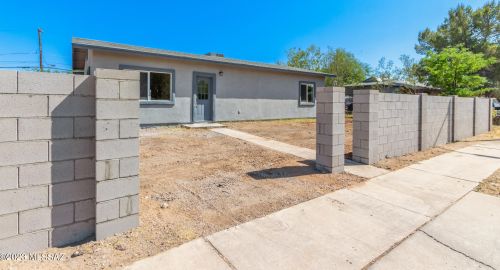 2141 Irene Vis, Tucson, AZ 85713-6526
