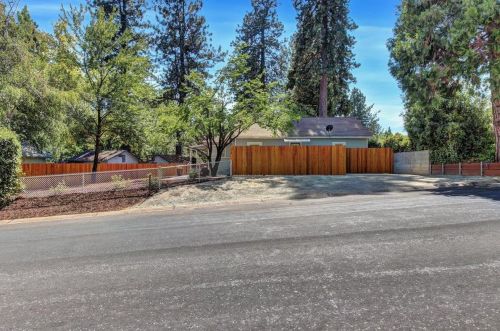 516 Packard Dr, Grass Valley CA  95945-7023 exterior