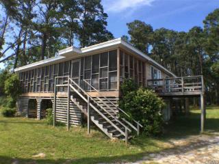212 Harbinger Ridge Rd, Harbinger, NC 27941-9751