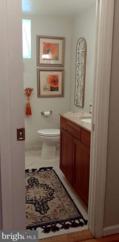 3210 Highland Dr, Easton PA  18045-2012 exterior