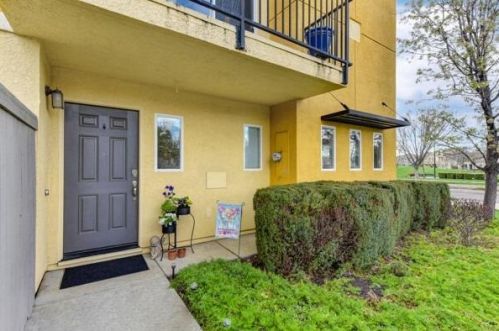 10948 Tower Park Dr, Rancho Cordova CA  95670-6264 exterior