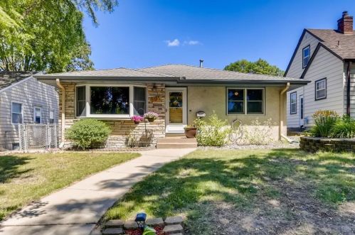 691 36 1/2 Ave, Minneapolis, MN 55418-1249