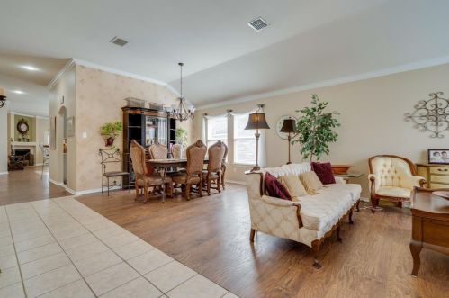 4705 Heron Pond Ln, Denton TX  76208-6809 exterior