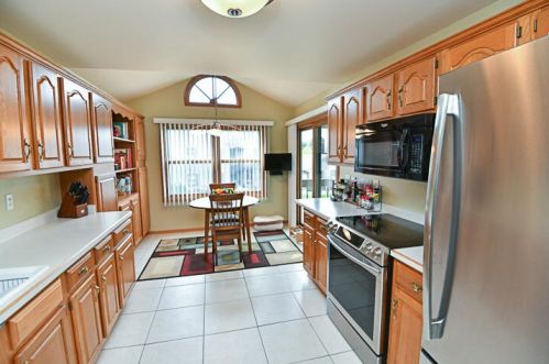3411 13th St, Kenosha, WI 53144-2955