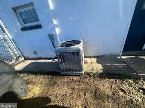 521 Tatum St, West Deptford NJ  08096-3408 exterior