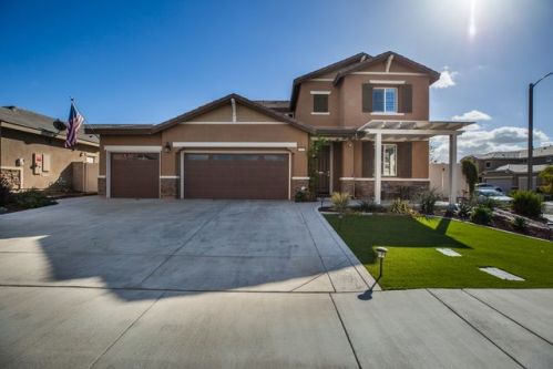 23225 Rustic Oak Dr, Wildomar, CA 92595-7538