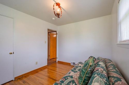 3104 Valley Ridge Rd, Mckeesport PA  15133-2412 exterior