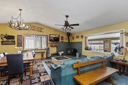 1037 Mountain View Blvd, Big Bear City CA  92314 exterior