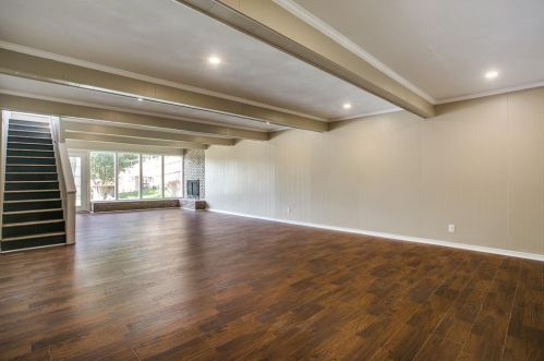 2518 Bridal Wreath Ln, Dallas TX  75233-3304 exterior