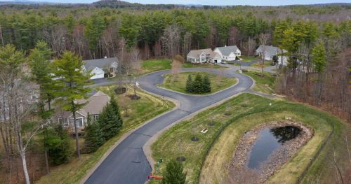 15 Drumlin Rd, Stratham NH  03885-6531 exterior