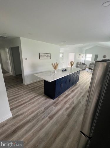 55 Middlebury Ln, Willingboro NJ  08046-2931 exterior