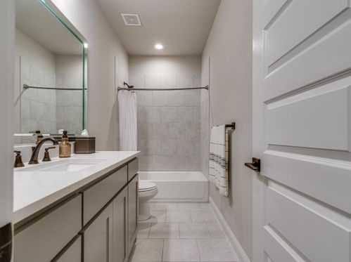 105 Water Garden Dr, Waxahachie TX  75165-6243 exterior