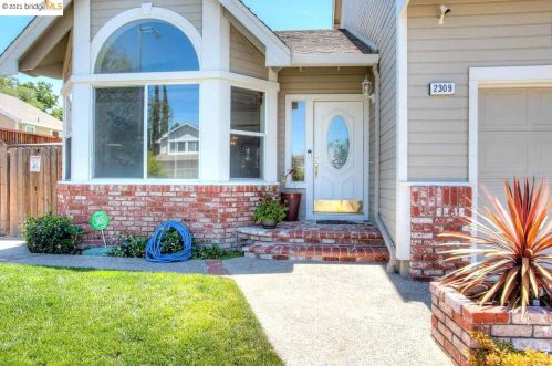 2309 Windsor Ln, Oakley CA  94561-3317 exterior