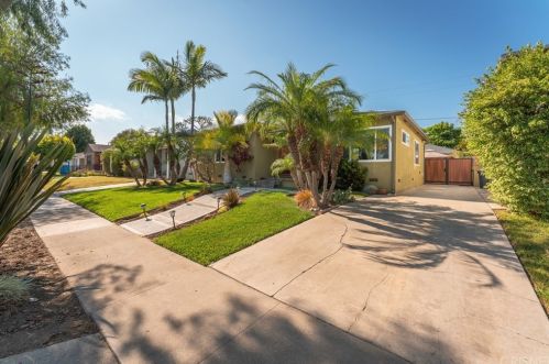 2823 Yearling St, Lakewood CA  90712-2920 exterior