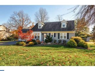 5016 Coldsprings Dr, Collegeville, PA 19426-3411