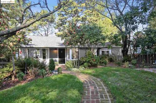 6245 Ascot Dr, Oakland, CA 94611-2528