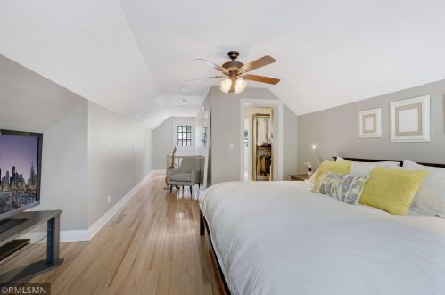 5236 Washburn Ave, Minneapolis MN  55410-2443 exterior