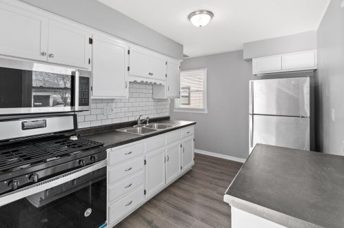 206 Morgan Ave, Milwaukee WI 53207-3724 exterior