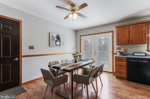 6116 Gardner Rd, Spring Grove PA  17362-9158 exterior