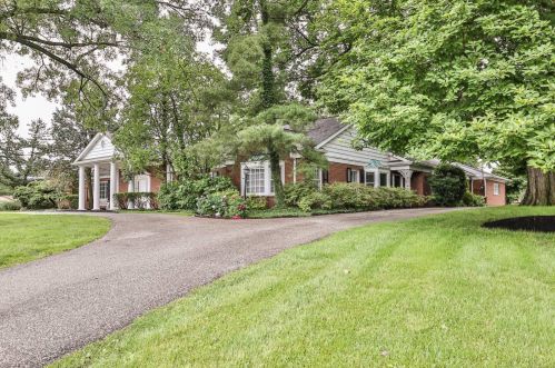 3145 Fairhaven Ln, Cincinnati, OH 45237-1801