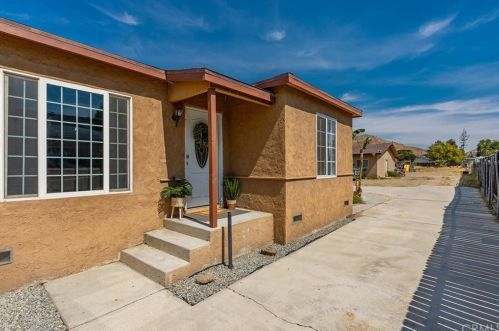 8251 Mission Blvd, Riverside, CA 92509-2954