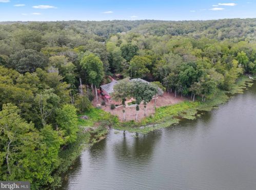 4990 Occoquan Overlook, Woodbridge, VA 22192-6117
