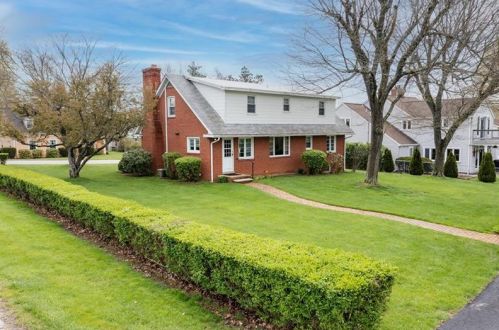 406 Davis Ave, Somerset PA  15501-1714 exterior