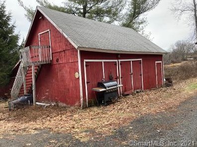 220 Hebron Rd, Manchester, CT 06043-7831