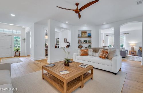 34 Chiffelle St, Bluffton SC  29909-4562 exterior