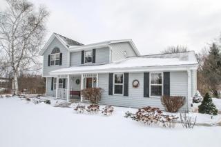 2454 Northwood Dr, Saukville WI  53080-2430 exterior