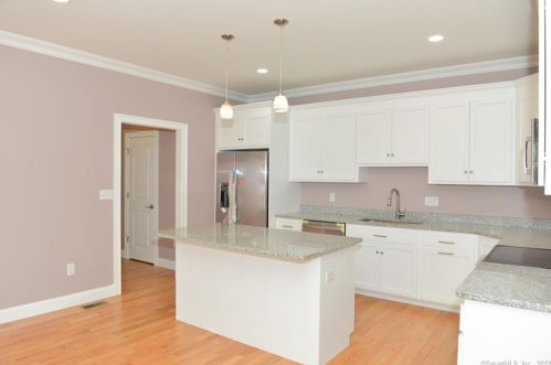 61 Brookview Cir, Bristol, CT 06010